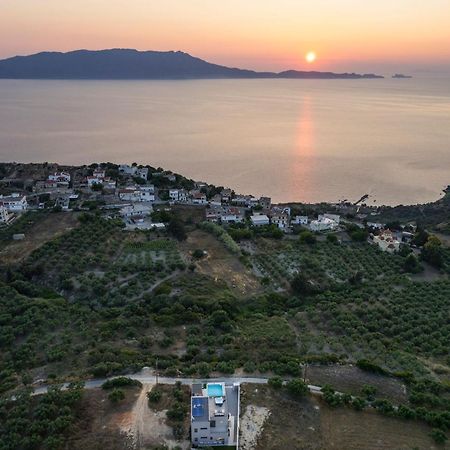 Villa Ekphrasis With Sea View And Jacuzzi Ravdhoukha Exterior photo