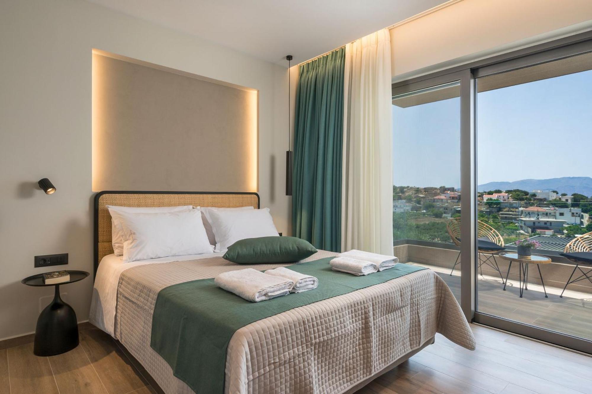 Villa Ekphrasis With Sea View And Jacuzzi Ravdhoukha Exterior photo